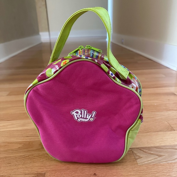 Polly Pocket 2003 Carrying Case and Dolls and Accessories - Picture 5 of 16